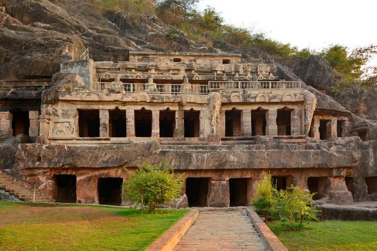 Undavalli Caves